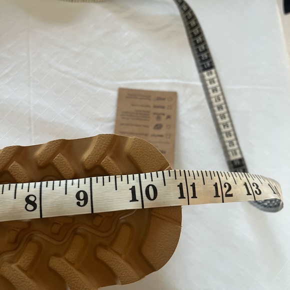 Bearpaw Women's Retro Shorty Boots size 8 - Picture 10 of 10